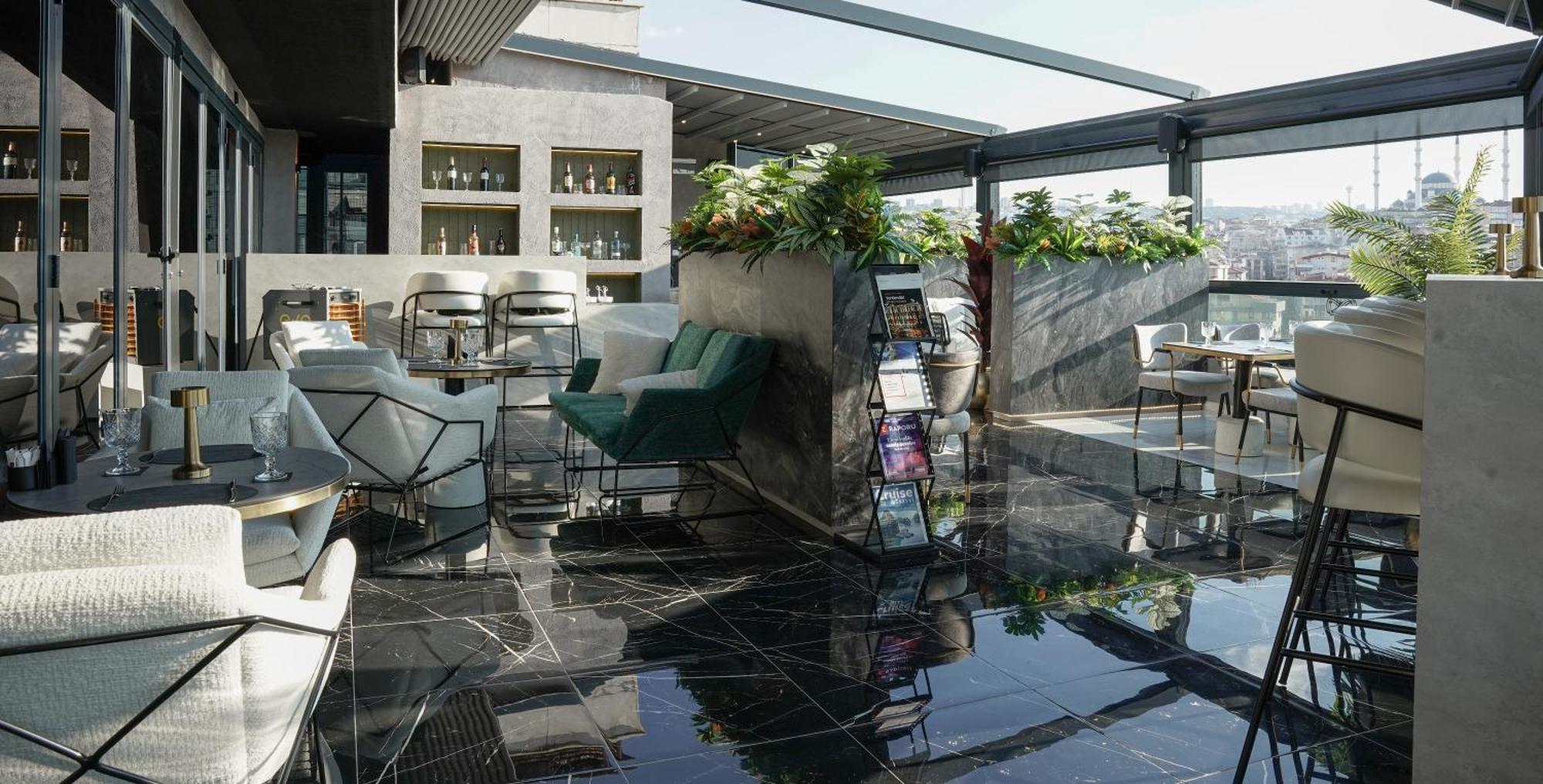 Otel New Park 5*