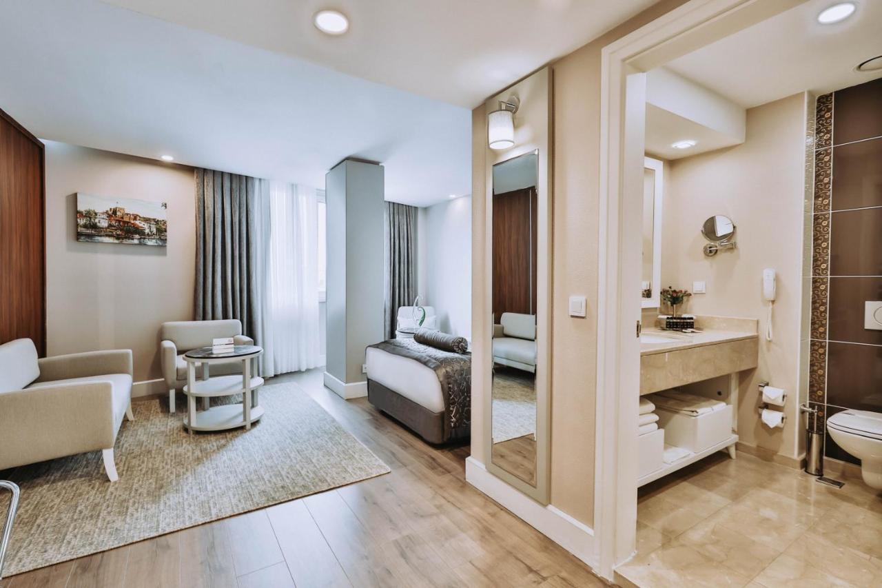 New Park Hotel 5*